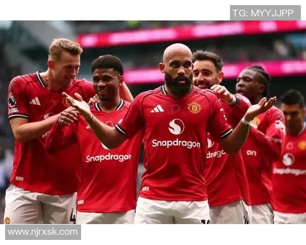 曼联与大阪钢巴激战在即球迷期待精彩对决与精彩瞬间